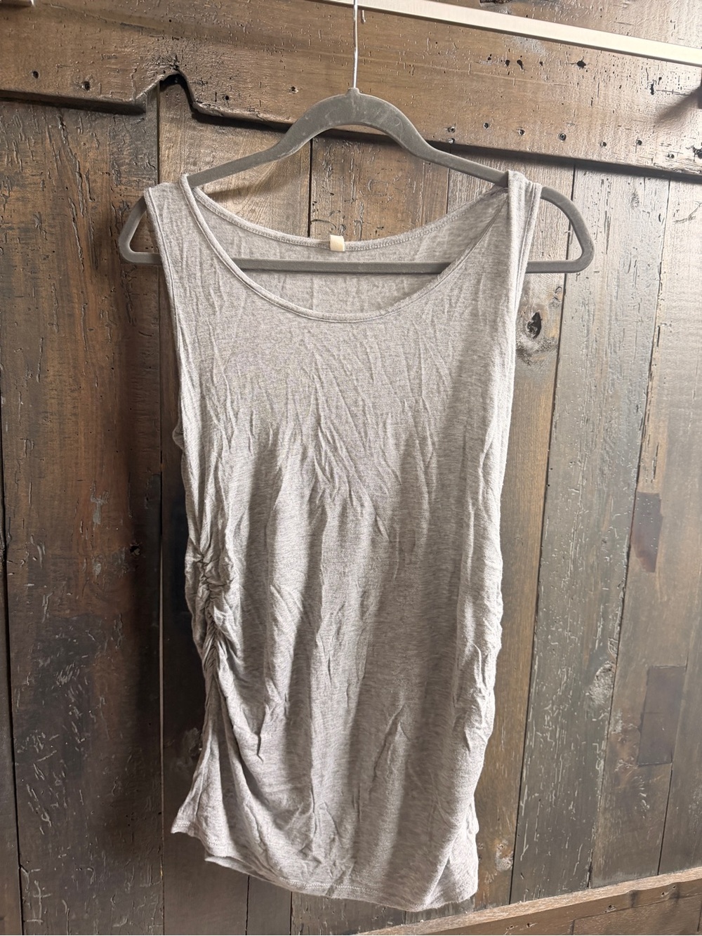 Women's Sleeveless Ruched Side Tank Top - Light Gray